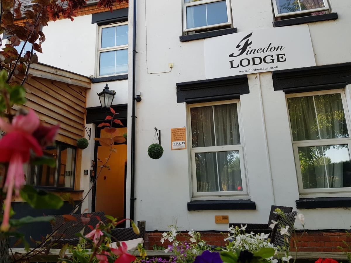Finedon Lodge Wellingborough Exterior foto